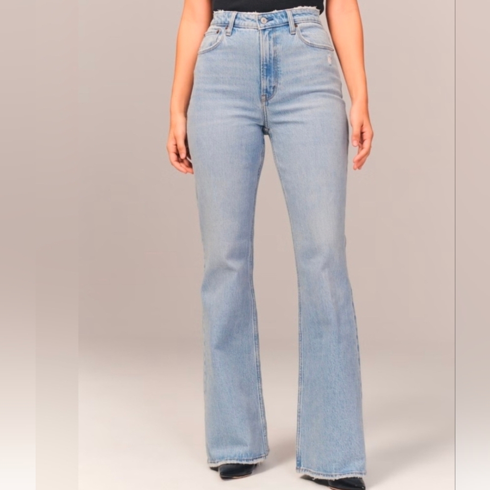 Abercrombie Curve Love High-Rise Vintage Flare Jean - 12L